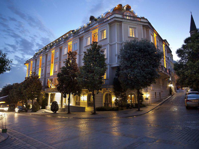 C1EF84FA34A51DF64F1829BCBE274F5D