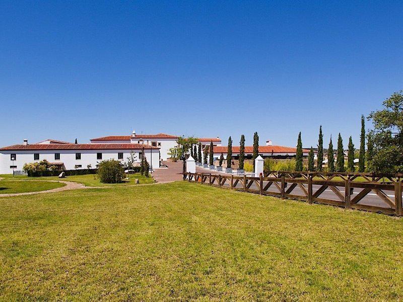 CE2441E0BD98AF6C81948AC6437536DF