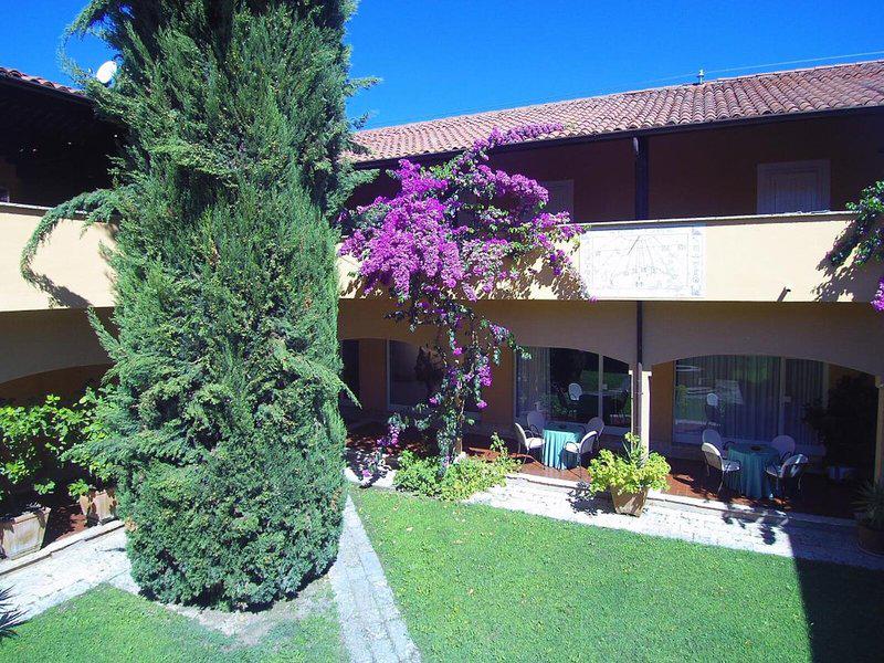 90419D3E018B911CAAA8C8B43BA29F4C