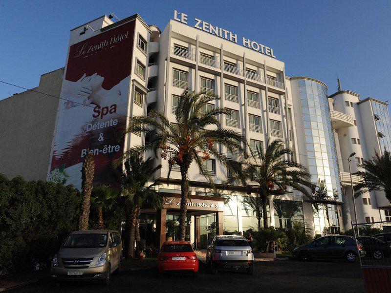 3C2241D9BEFD8DECB8B1B03B40992D15