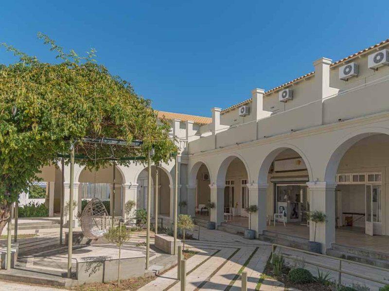 E5BAEBF8BA4546401AE5008F8753428C