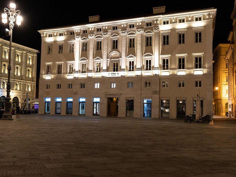 DE330660DBB68915EF321B163F62DE86