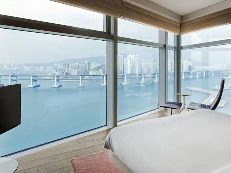 E661CFC651774421F7B197BADF21695D