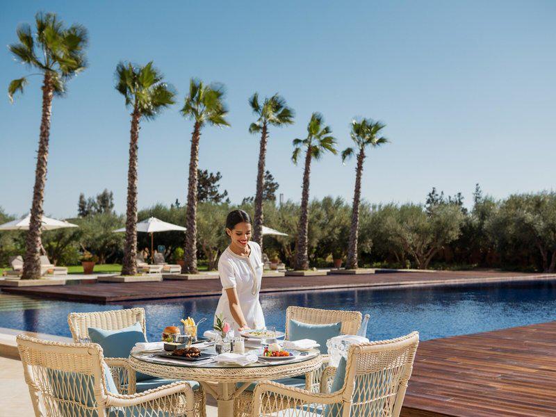 E282508BFF700708097D80E80818B275