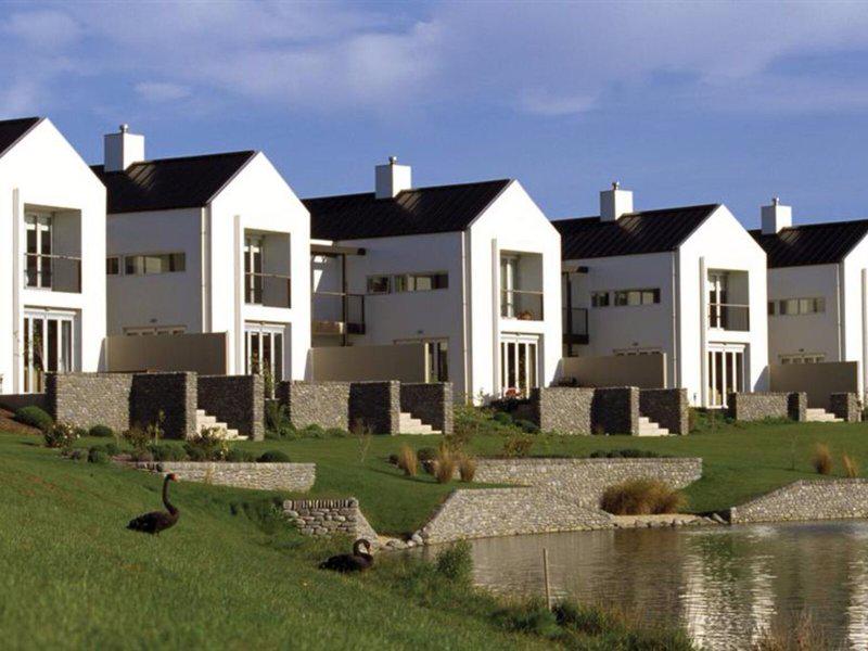 125A9B61A92B0DA833EDF355C95A8D5D