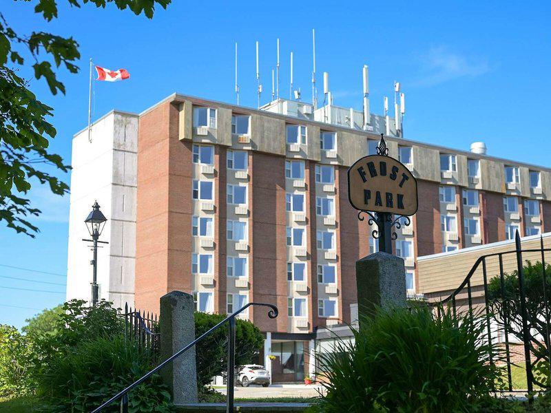 15FEAA2701A900E0E785E6C5C24F56DD