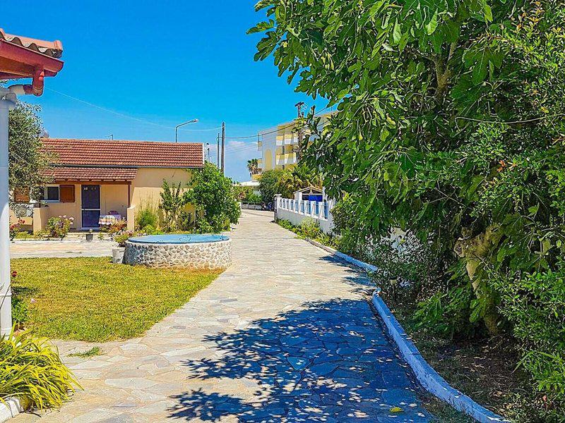 A2F8526E4193B883A56242EB8A20C5B2