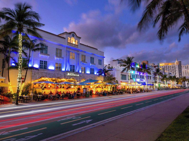 5864E3CFBAB143A0AE422E7B3C5AAFEB