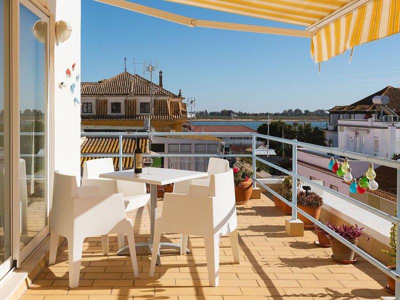 F459AA8EC15E8E4F1C1302AC51552693