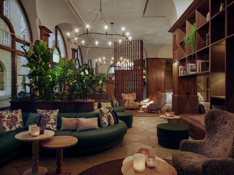 82F73C625D510218E5FCB90AAEF13352