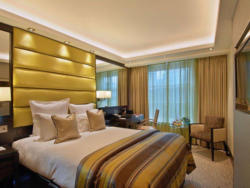 89839121D58D456C35F4F8FF4BEC983D