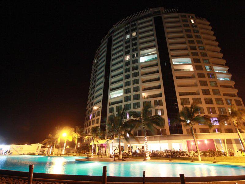 62964EE454CB175211C99D713DC4B32C