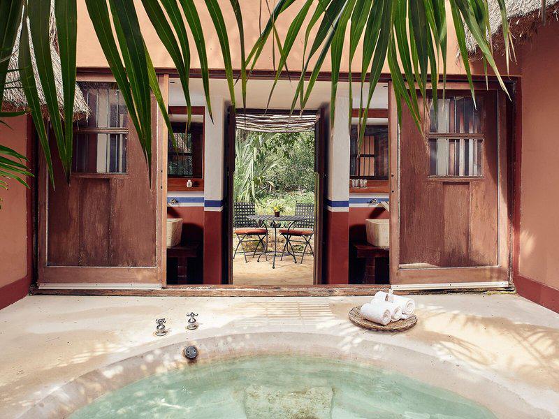 F0FE7637C02DE478492E6B4DE55A1C09