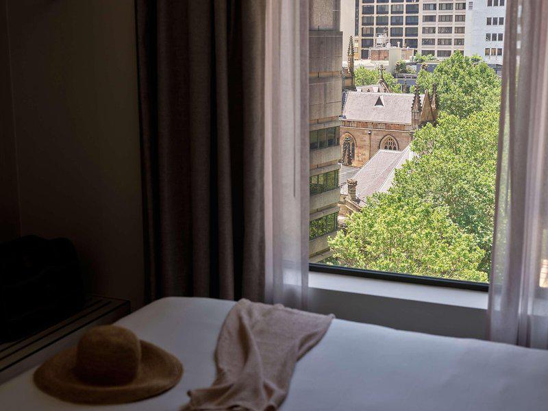 75AB7BA80FC849952BDE51839B241BEA