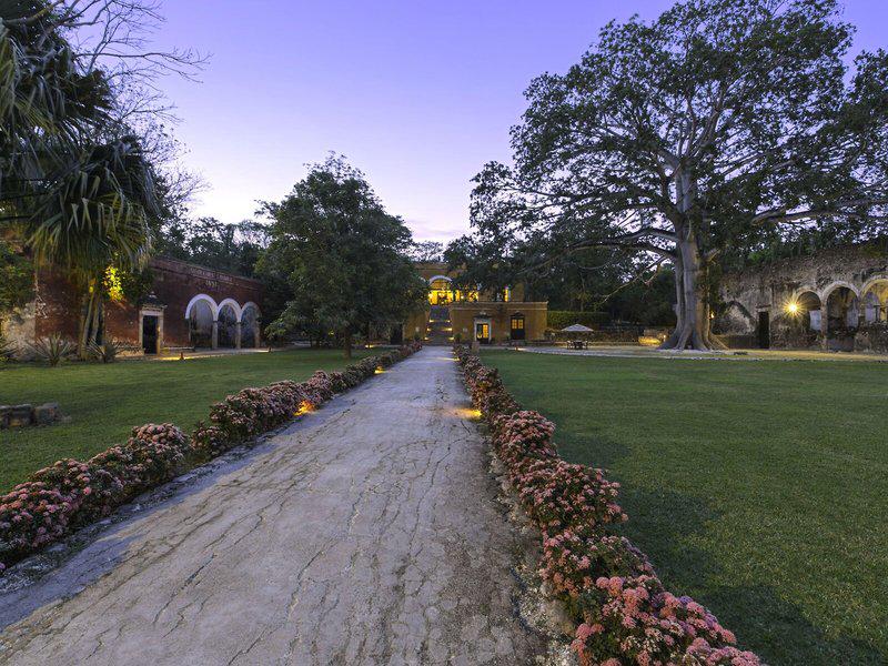 64FC3C7E1A53DDC1369F909FAA9DFC94