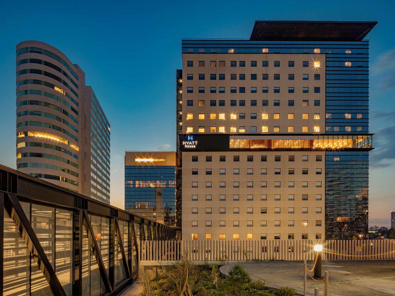 0C8B17EA415C8CFF127F91611C561E8E