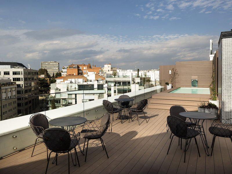 00E526DBFD8897957374308753662B91