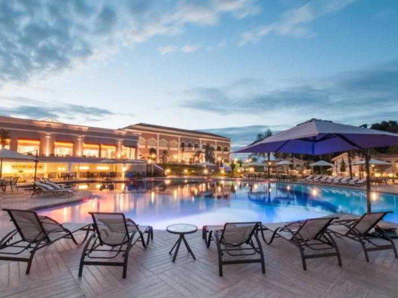 AE4FD889C7F8AEF891D98F82699834BA