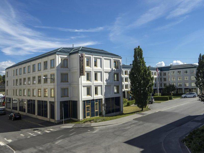 40BC81F01FC72D1C506F65AF4F10AF3F