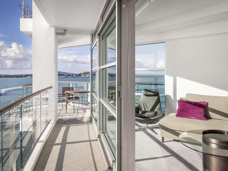 F44BEA88048F14828D8400EE357F8A0B