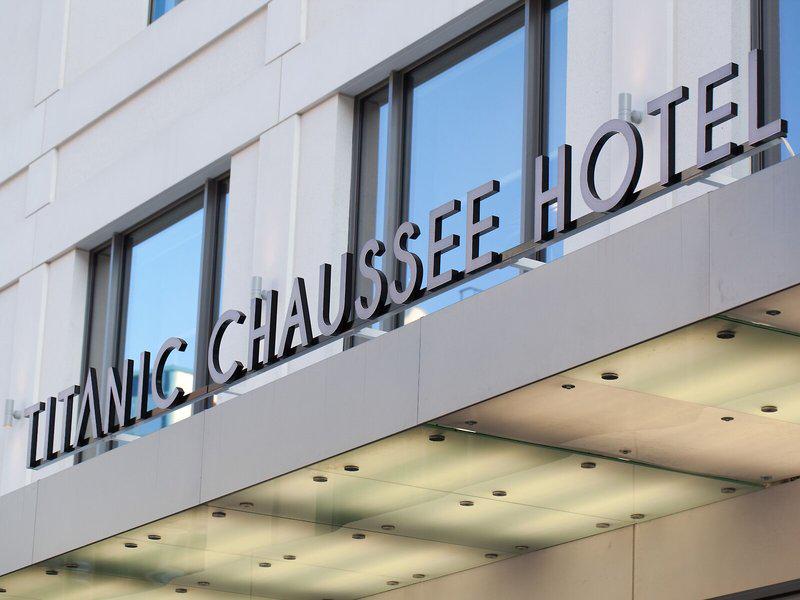 9A55E2E79923B93628E52C07C2D461F4