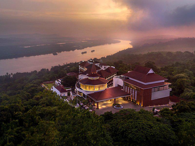 C2F120F30D559EE0FD81BCA4E5E32673