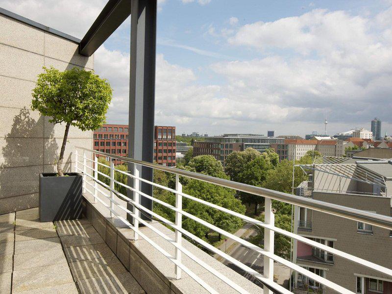 E9E48005E8D458849EDBF8CDFA1843B4