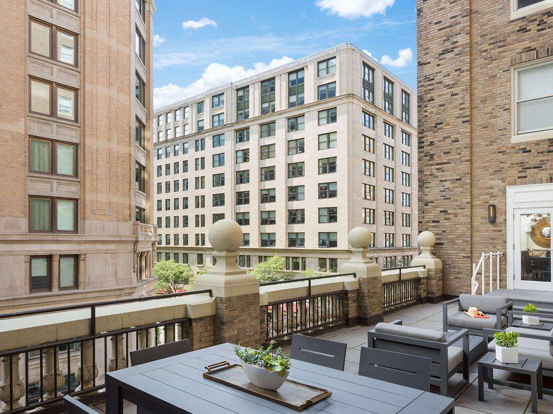 43AB935F0CD3C75C26417FF9787C5D6A