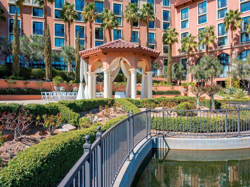 B0FFB0E722B904BD3C326A6ED14D56AD