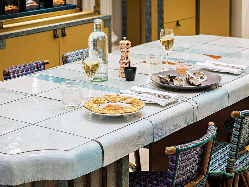 10A79922CBE02F1E527106343403D6EC