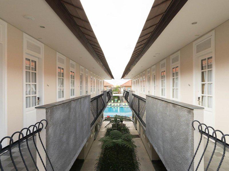 22C87751120B1D731C7FA48F04A054F5