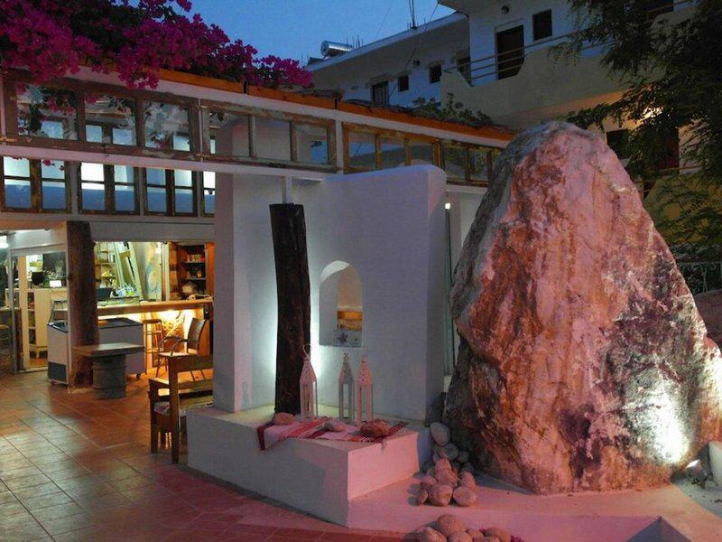 B7637DF14724FF0C3C91148148B43F5D