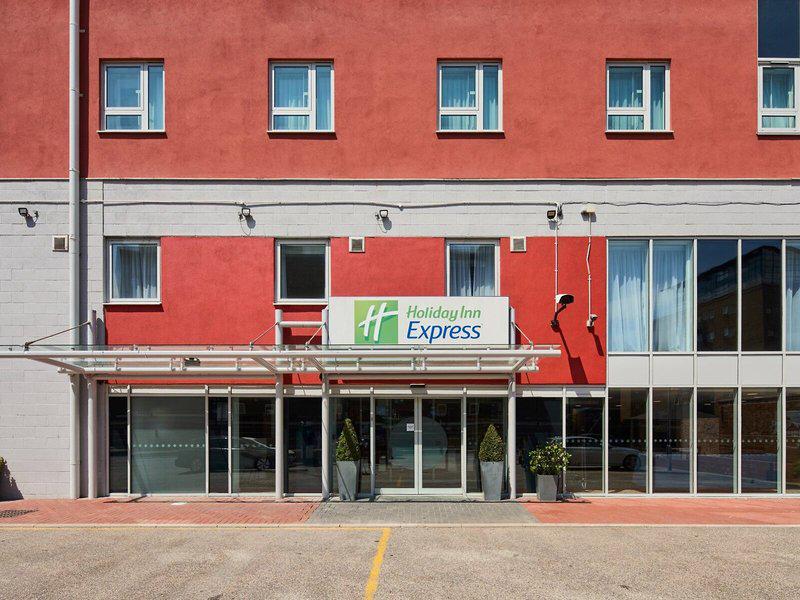 B7A7AD5265BD2C74D149AB4A05E644D8