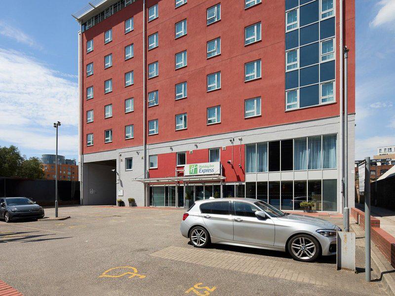 CD314D044BAE3A8FB2E65D167647EF16