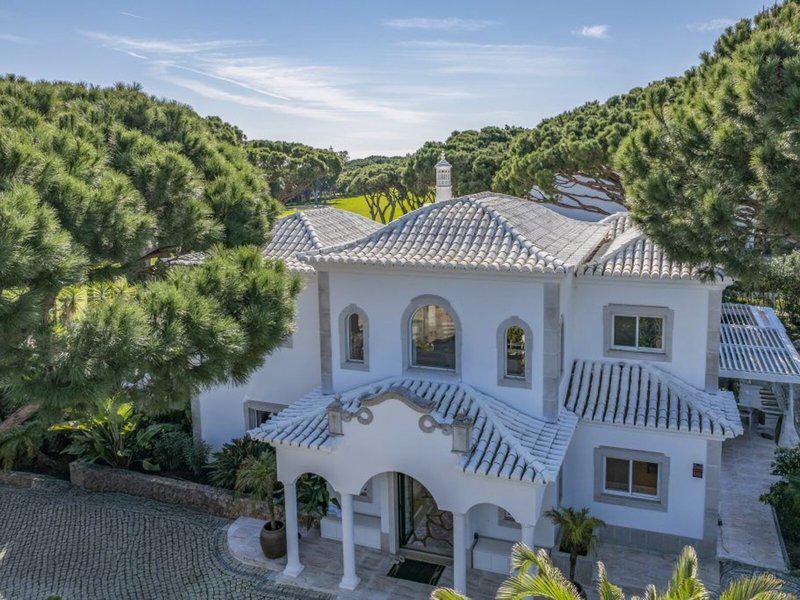 A394F2A16A449EC951A575F9AB689BFB