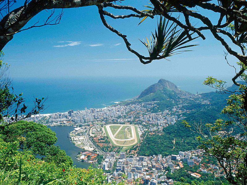 E8931DE4D16DB4C83E83E5F29E9BE30C