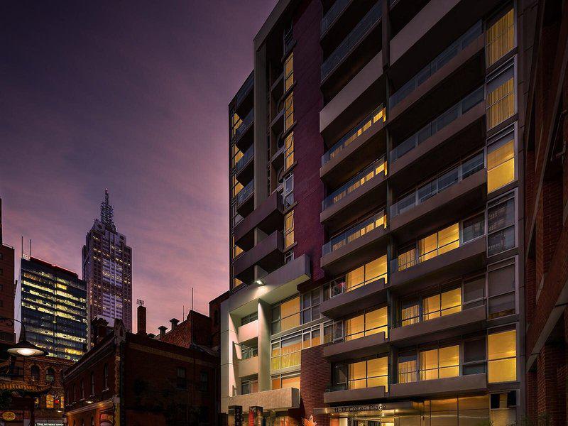 CFAAD96E8E50A72A0A4BB7A428094613