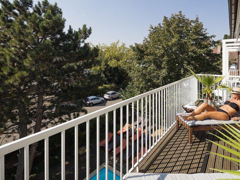 0124BF4C28D0121824BFBAF6A9776B13