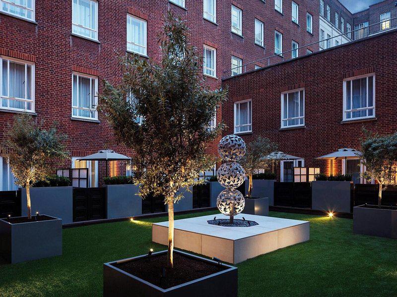 E7DE8A8702B81992179010A02B53DC5D