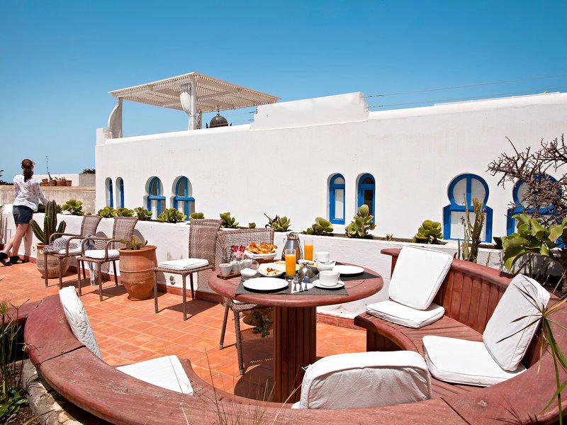 B7ED9F39E41547B804EECFDA0C1CE7D7