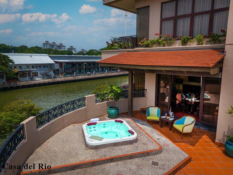 6A07087F3B46B0D7C32B083BF1BB744C