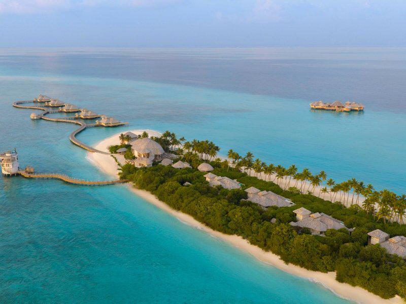 F807AEE25F65BC6A51AE0E1CC8376C6E