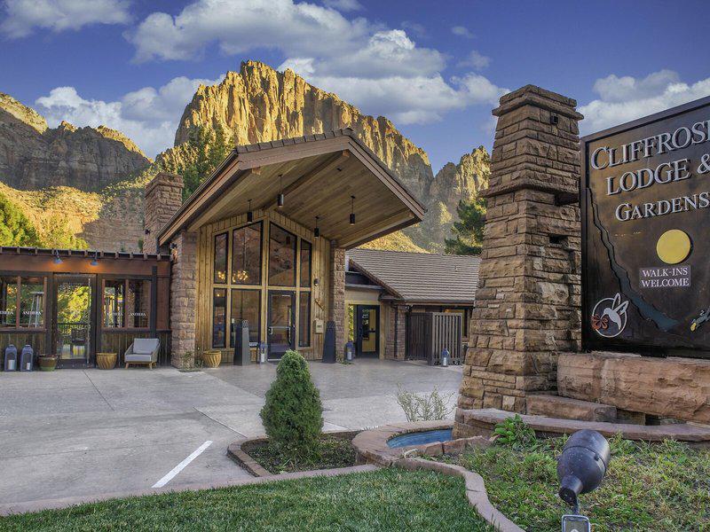 9957AA82F5D05AEA0B11973150D3FF74