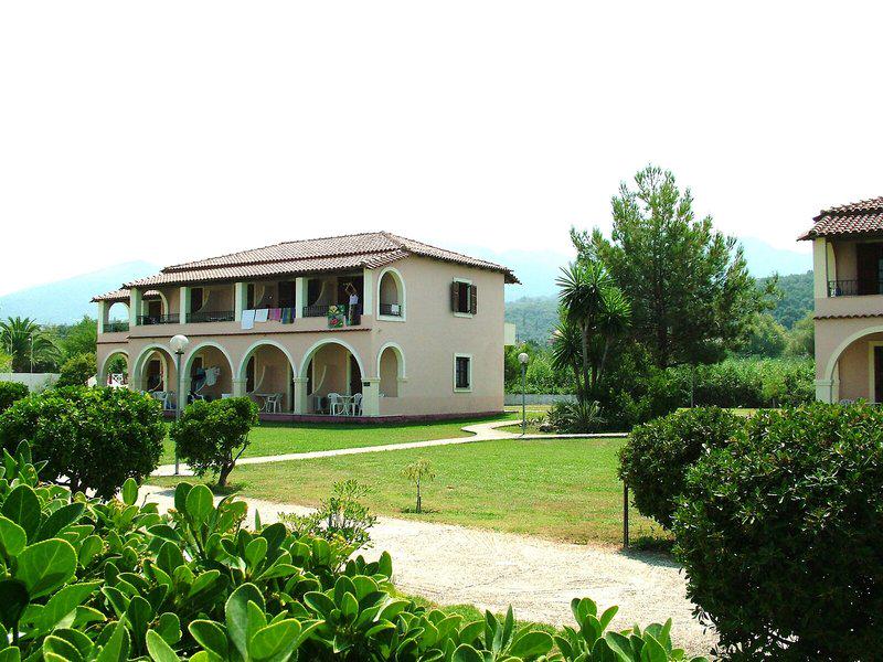 F4030845E721FBC99D748CF5AD889366