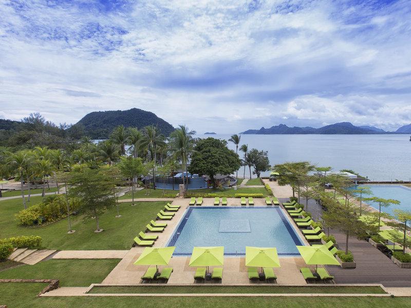 99E9C72FAE2EEB5D9D6F5FD9E1C18BD5