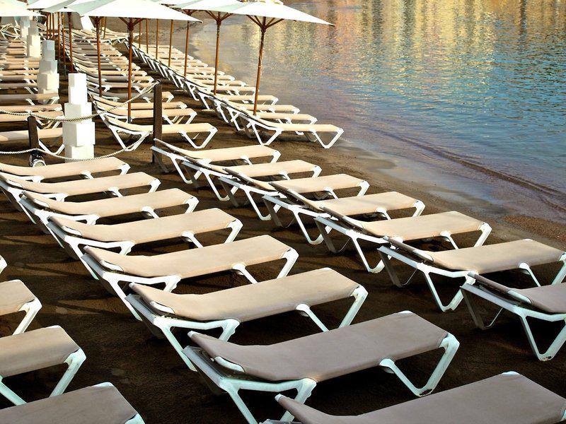 BB7DFFE32F6C6374D2987653F6DE843F