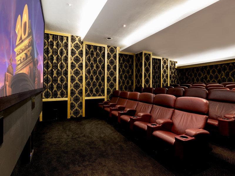 0FF6DF7DE8244248768CB99C0C09A04B