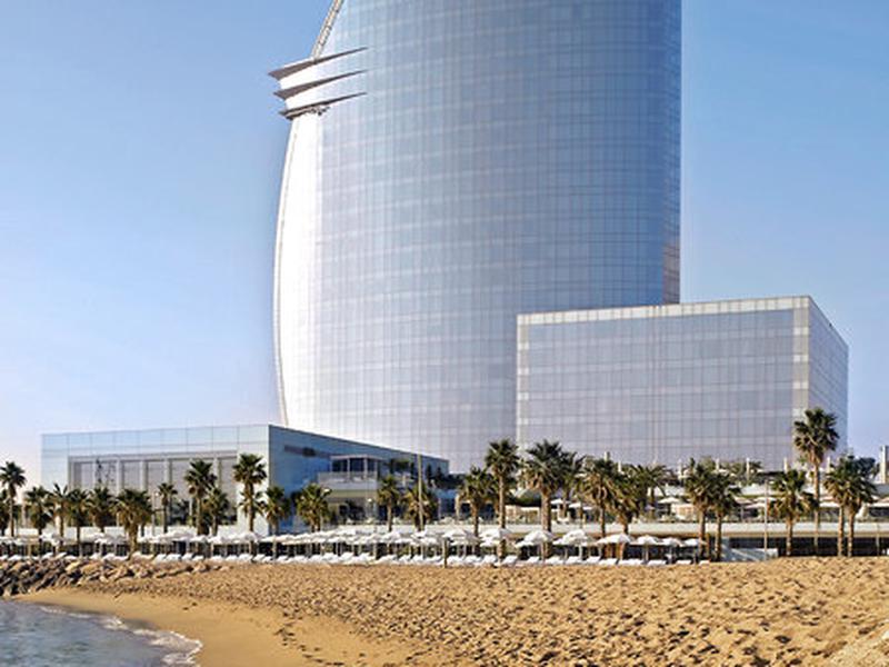 AC072C3359DF580E2CBBCAF5742F9D33