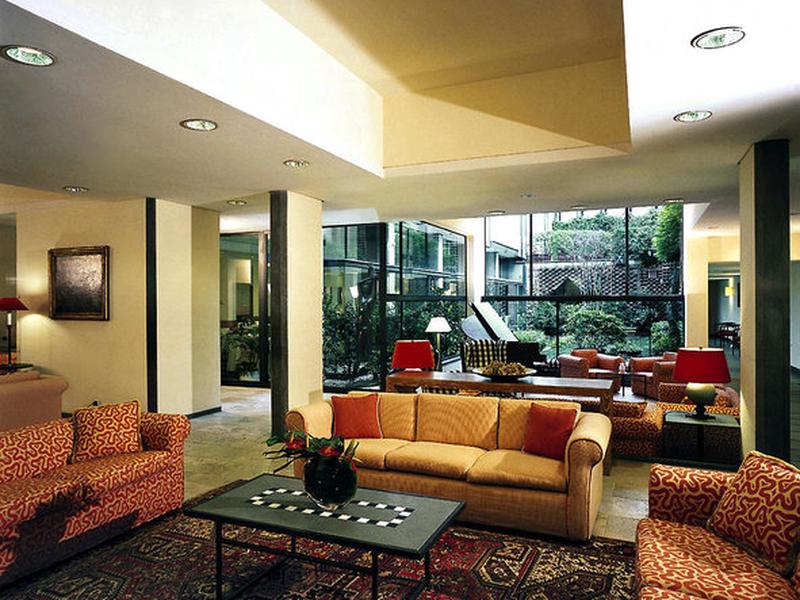 11F290ACD30146A74E0301BA51C1800E