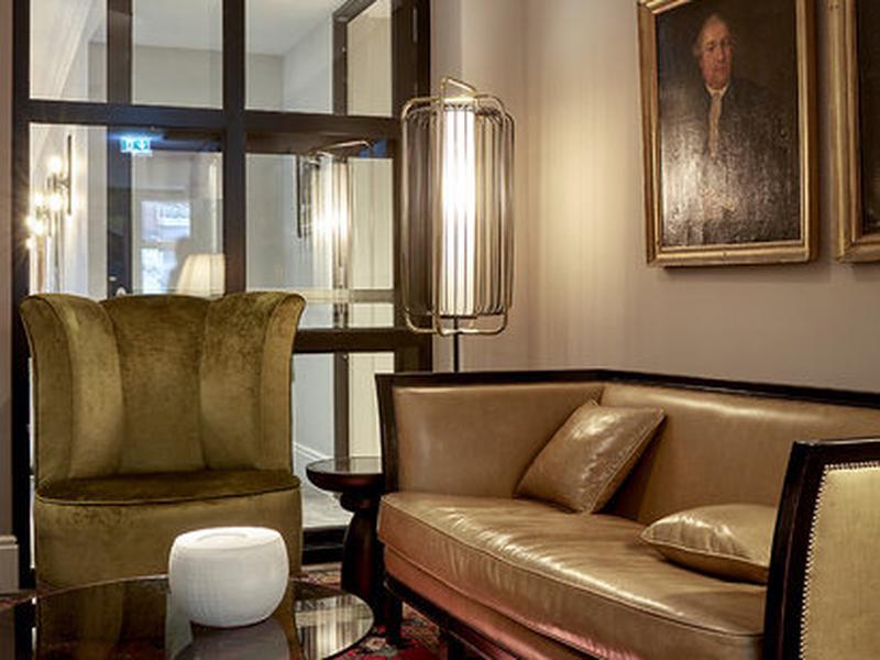 04968DB193AD286DF3055EE6FAF4E129